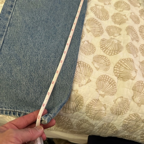 Vintage Levi’s 17560-0291. Made in the USA.100% cotton. Made Feb 1991 size 7 - Picture 10 of 13